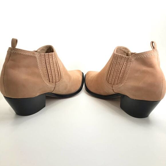 NEW Schutz Jaqueline Pointed Toe Booties - Picture 10 of 13